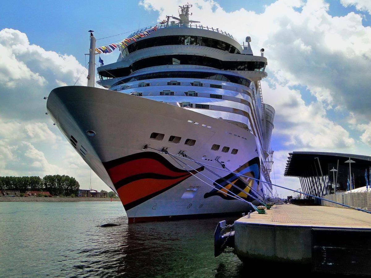 Captain Wotan Rostock Dış mekan fotoğraf